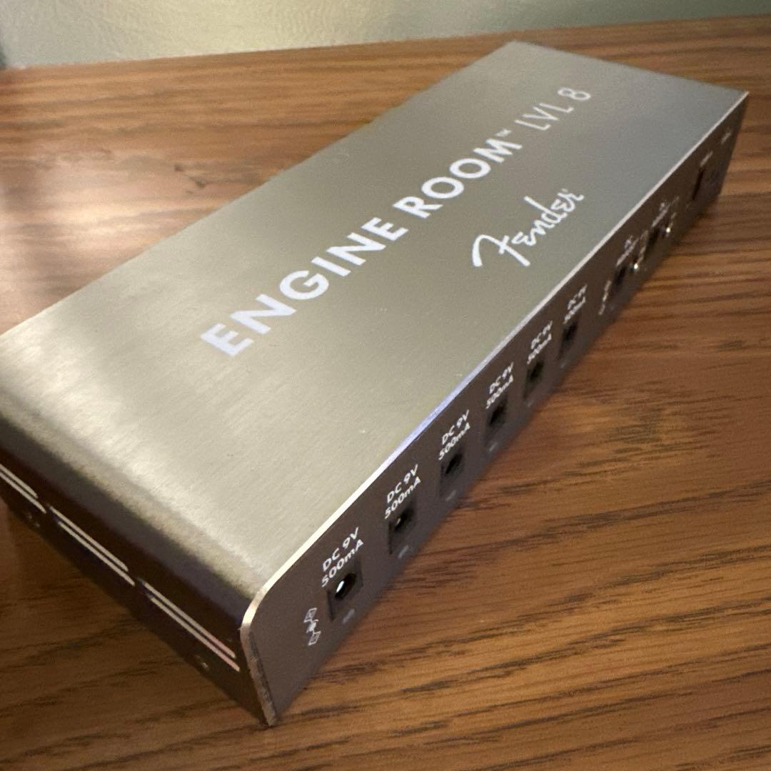 6/20限定値下　Fender ENGINE ROOM LVL8 パワーサプライ