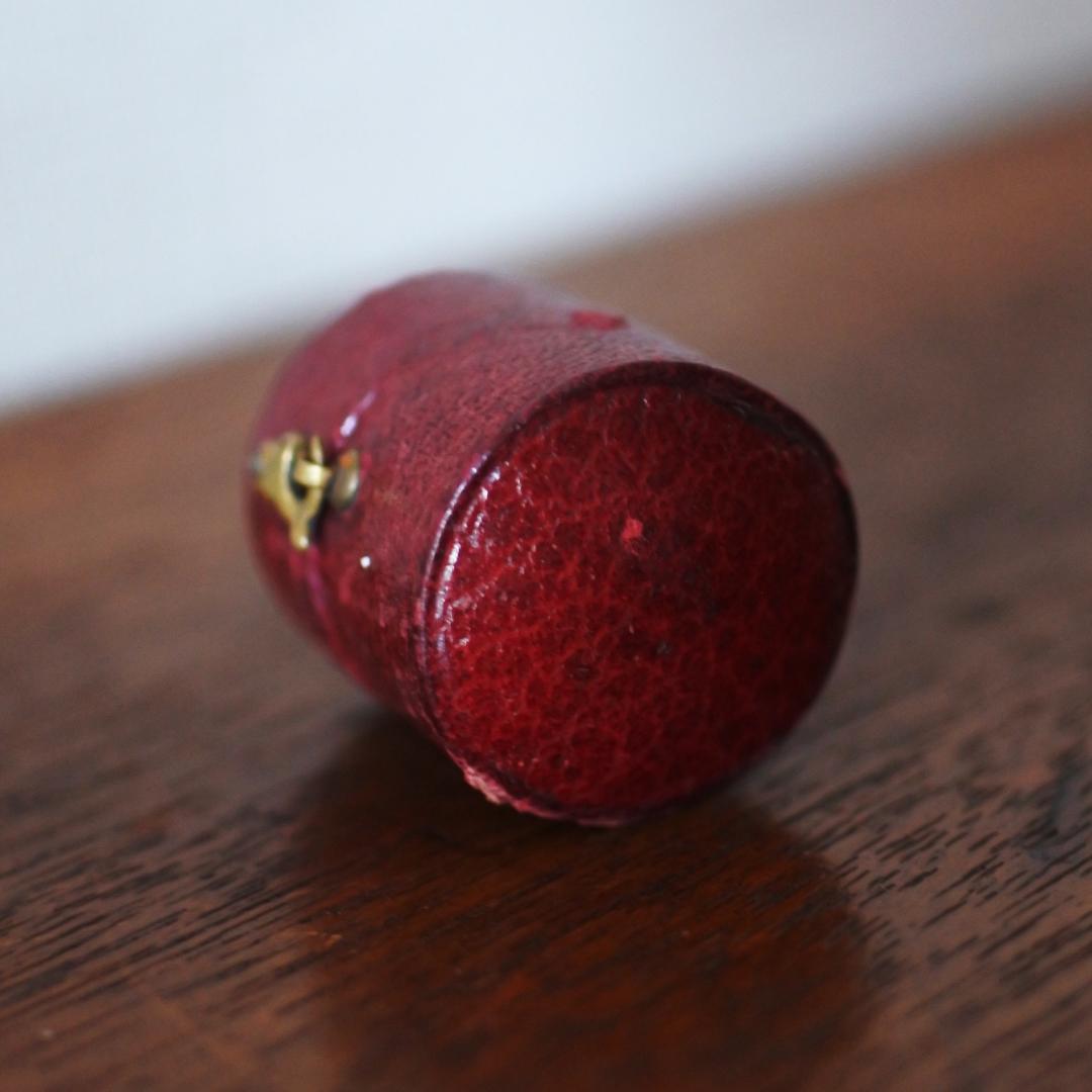 イギリスアンティークリングケース＊英国アンティークリングボックス＊茶レザー＊円形