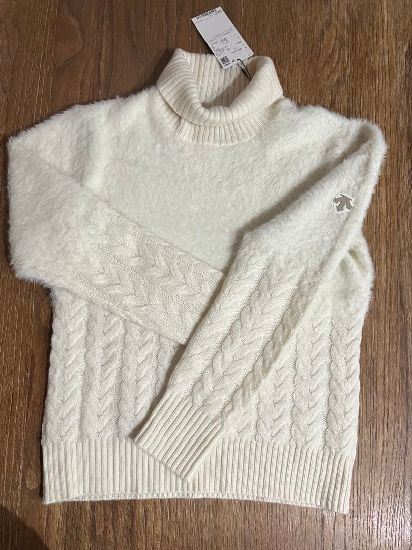 DESCENTEゴルフ　シャギーニットニットスカートセット売りMサイズ