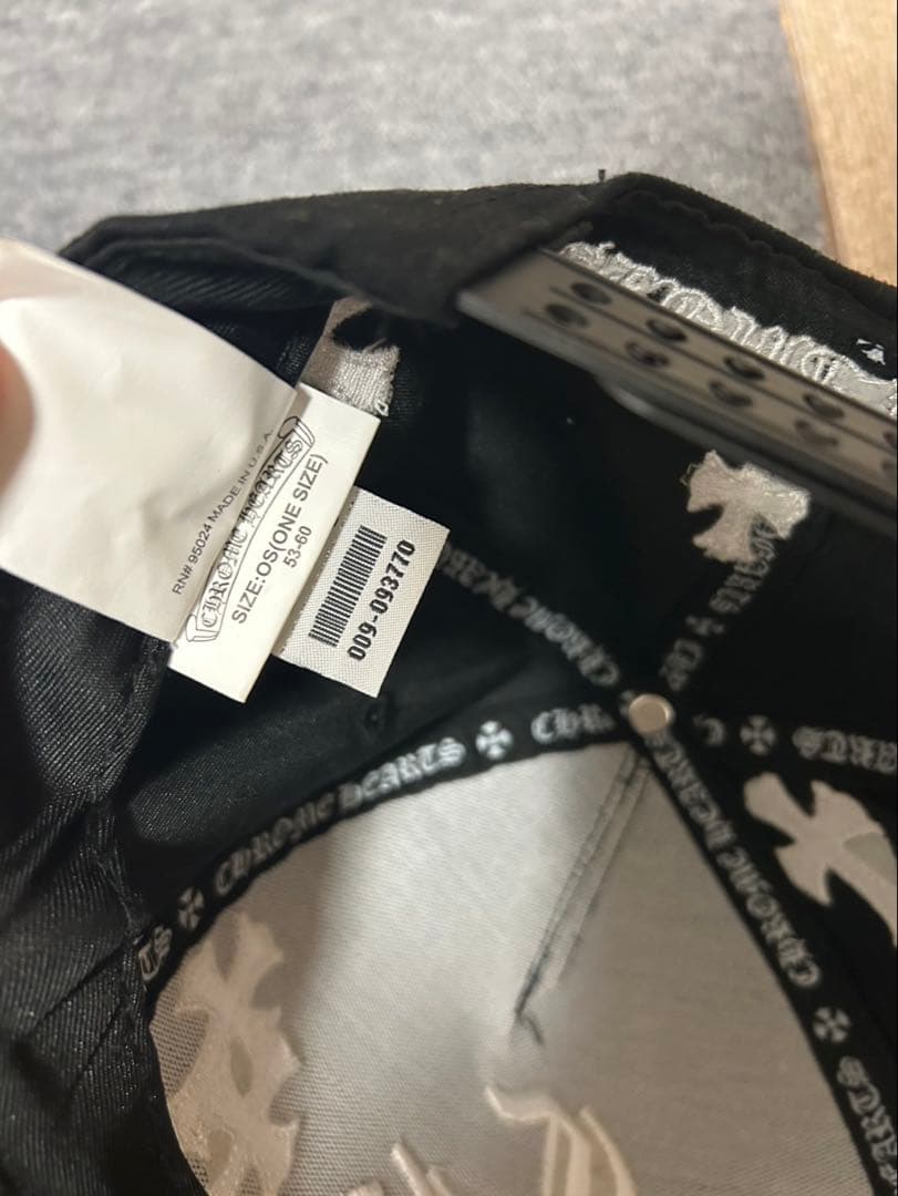 CHROME HEARTS クロス刺繍キャップ