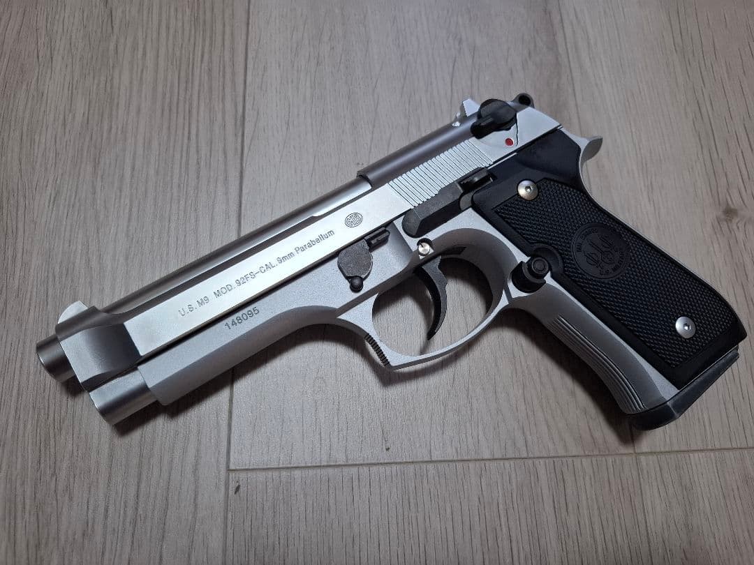 美品　東京マルイ　M92FS　IONX　ハイグレードモデル　塗装品