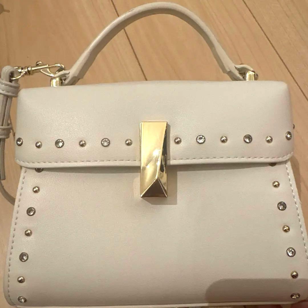 CELFORD セルフォード　リュタン　ビジュースタッズポシェット　アイボリー