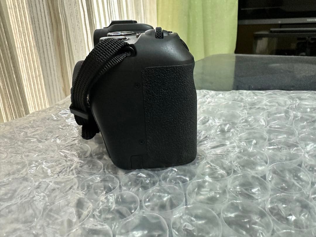 Canon EOS RP ミラーレスカメラ 本体