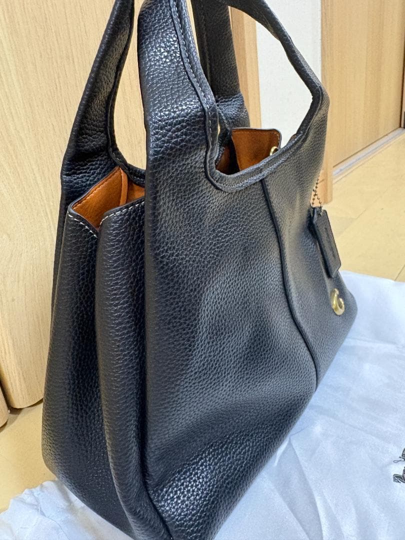 COACH ブラックレザー ハンドバッグ ZB0072