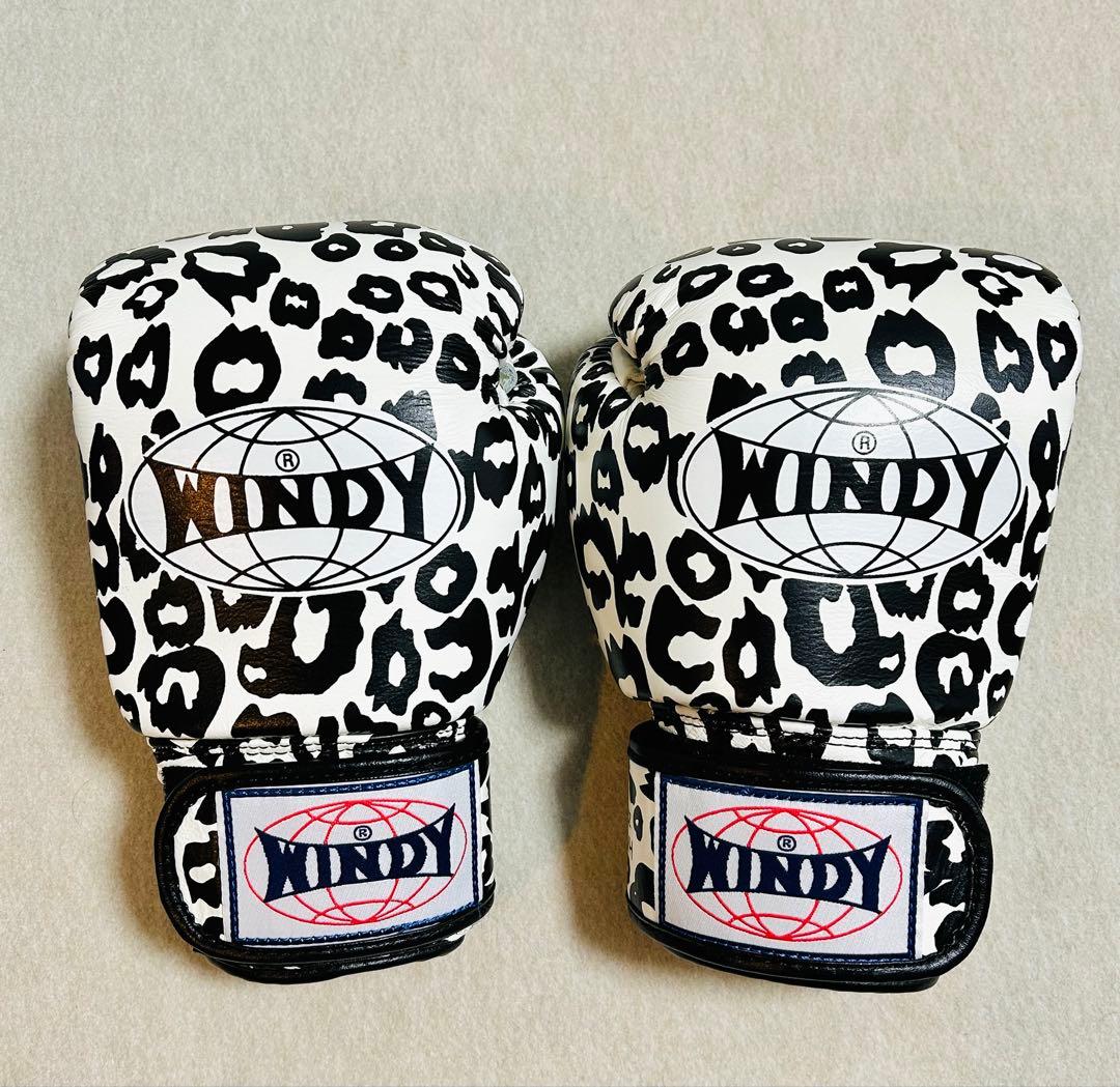 【ほぼ未使用！美品】WINDY ♡ 8オンス　ボクシング　グローブ　ヒョウ柄