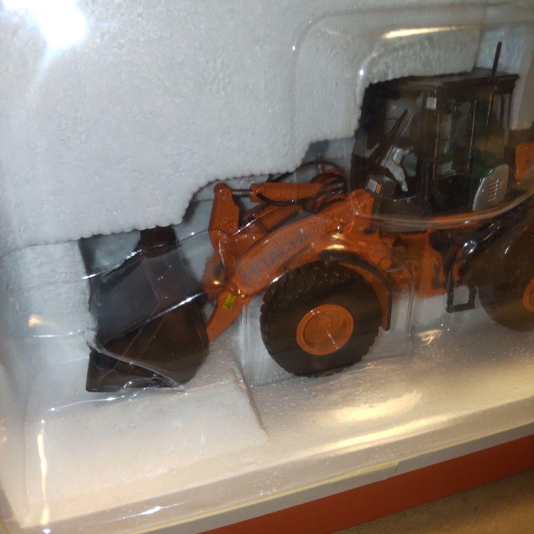 日立建機　ZW180 ホイールローダー　1/50