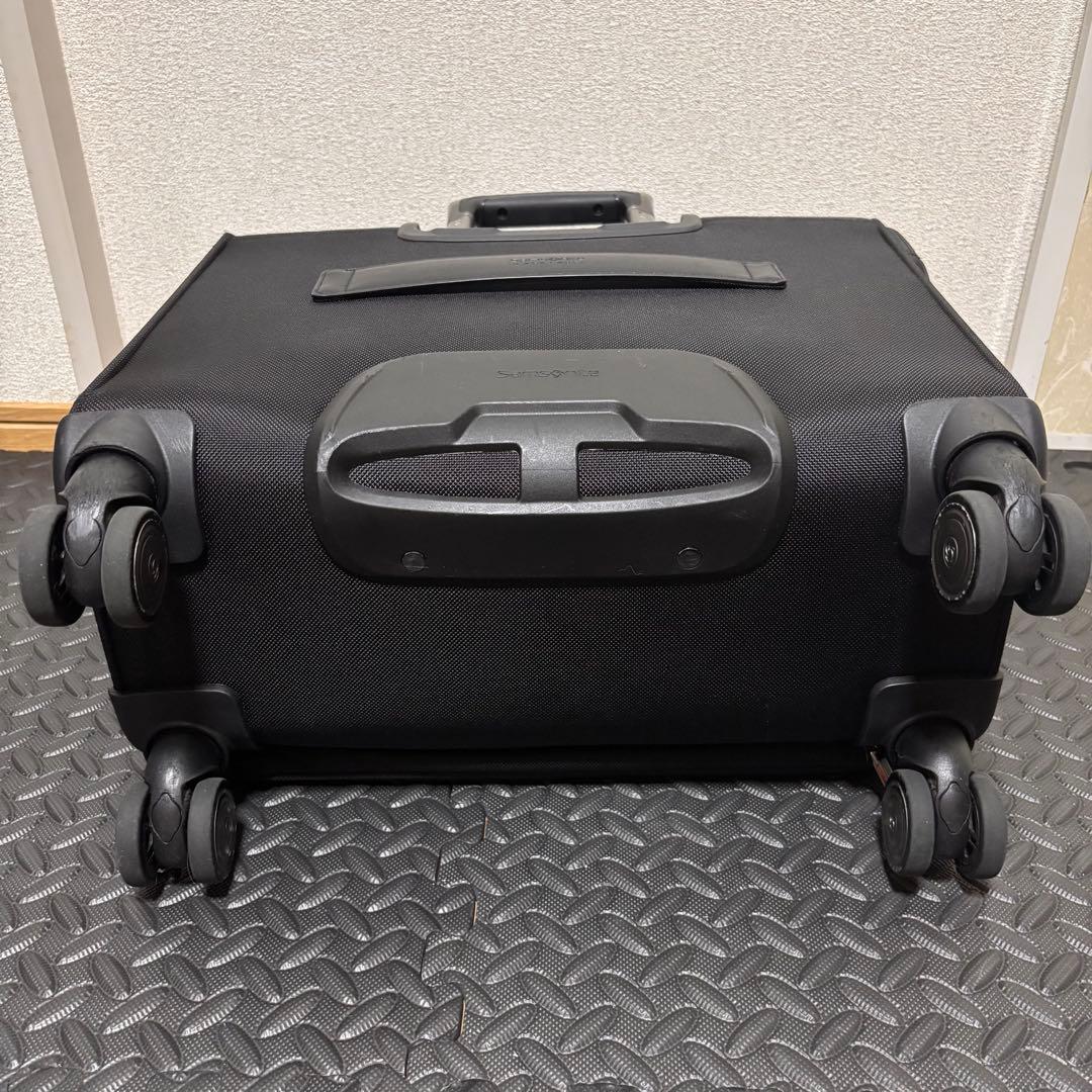 Hiii.＊様向け【美品ワケ有り】サムソナイト　ヴェロン2 スピナーローリング