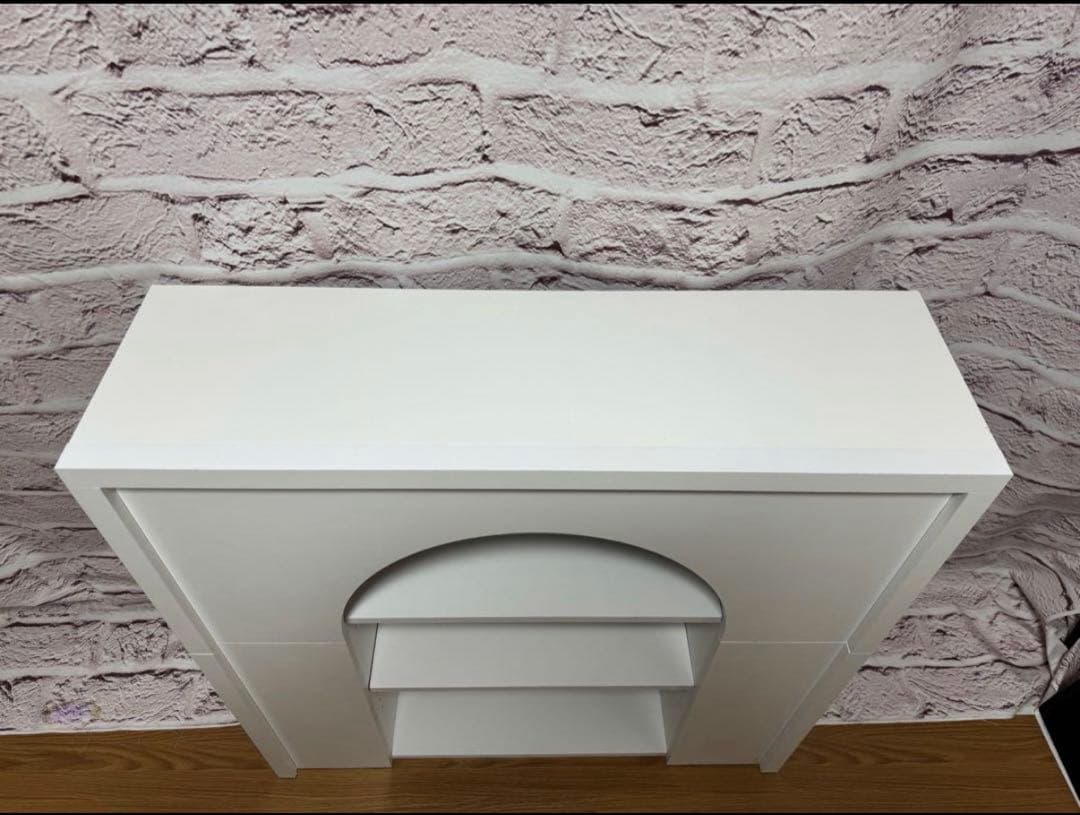 ロウヤ　マントルピース