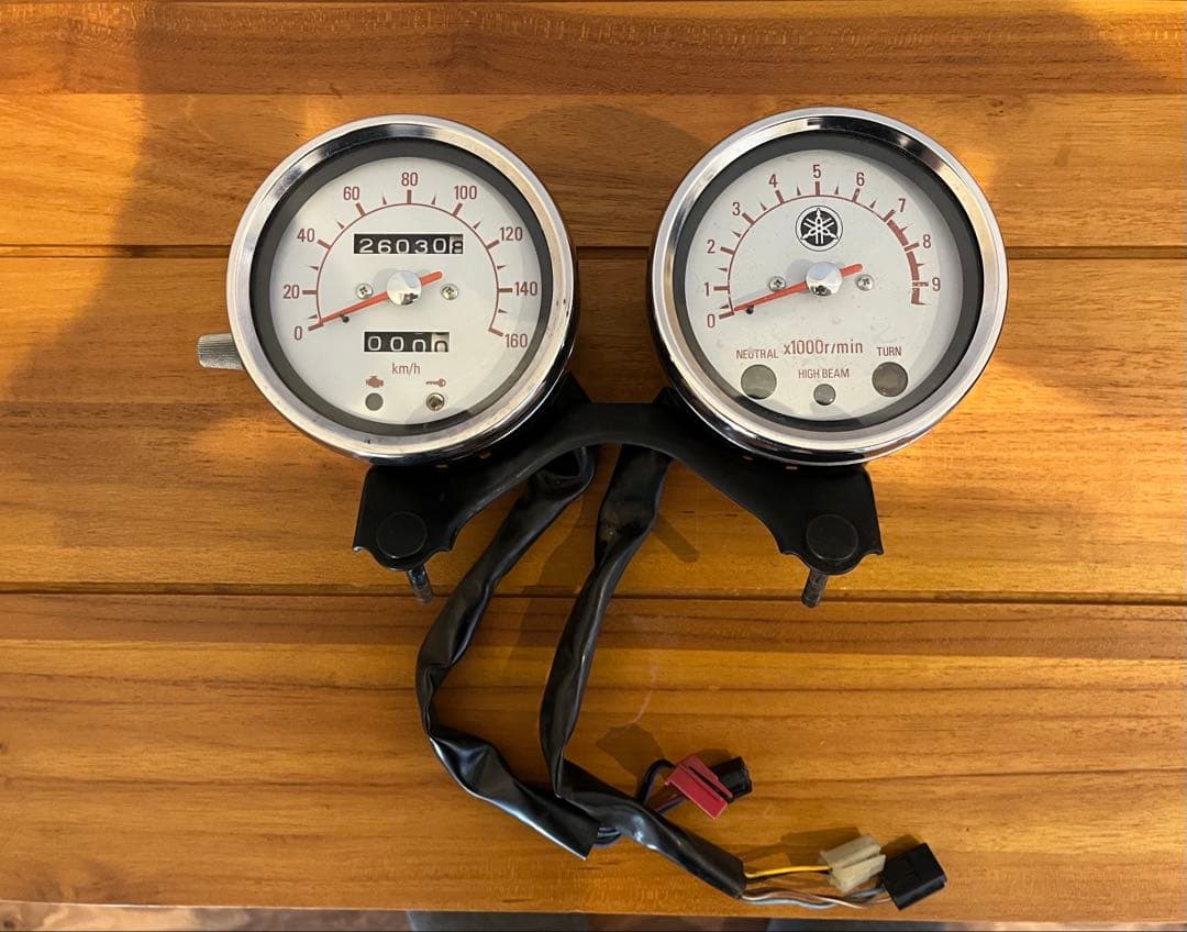 【美品】SR400 純正メーター　品薄希少品