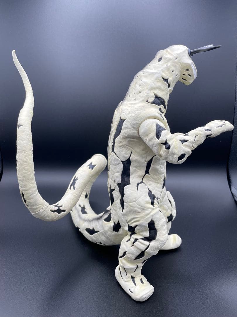 ビリケン　エレキング　ソフビ塗装済完成品 ウルトラセブン