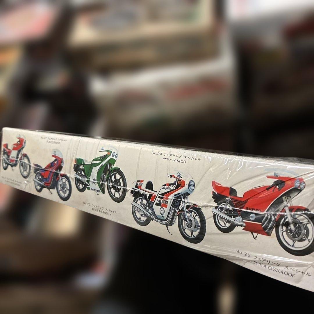 青島Kawasaki Z400FX Fairing Special 1/12絶版