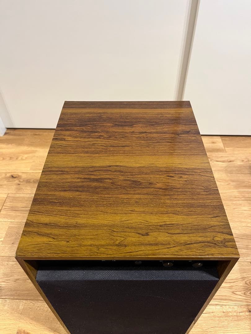 JBL BASS 8 アクティブサブウーファー