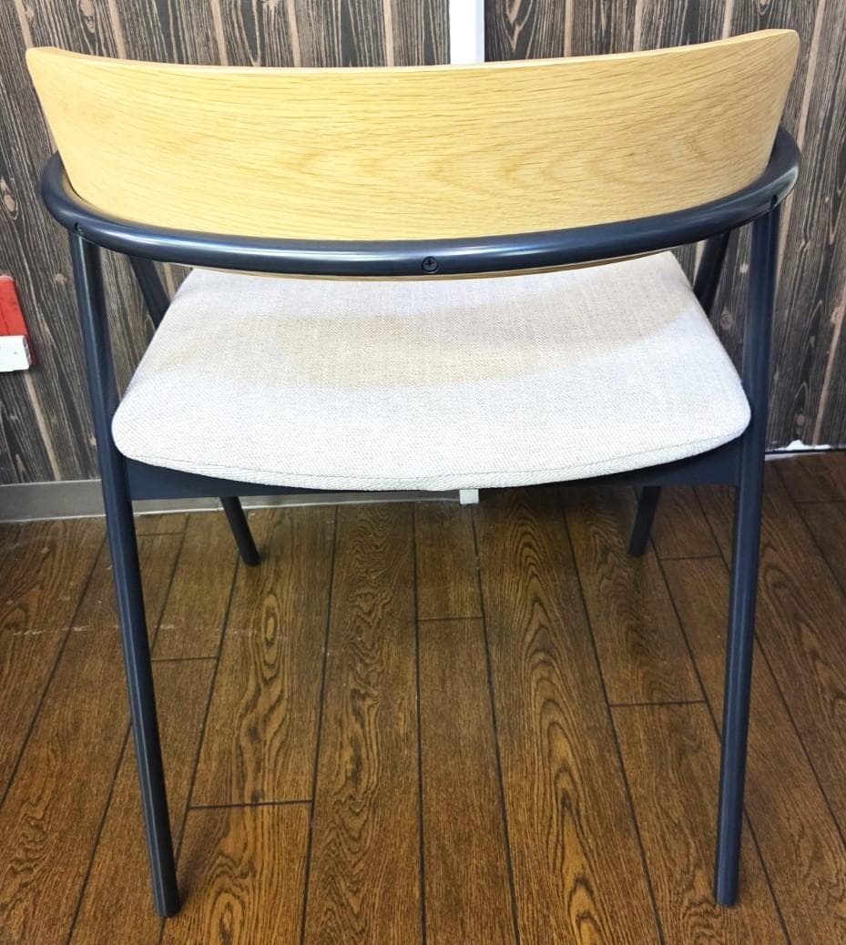 〈現状渡し〉unico ウニコ ELEMT エレムト チェア アイアン