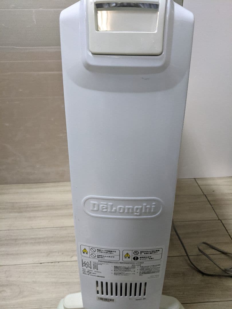 DeLonghi デロンギ ドラゴンデジタル TDD0915W オイルヒーター