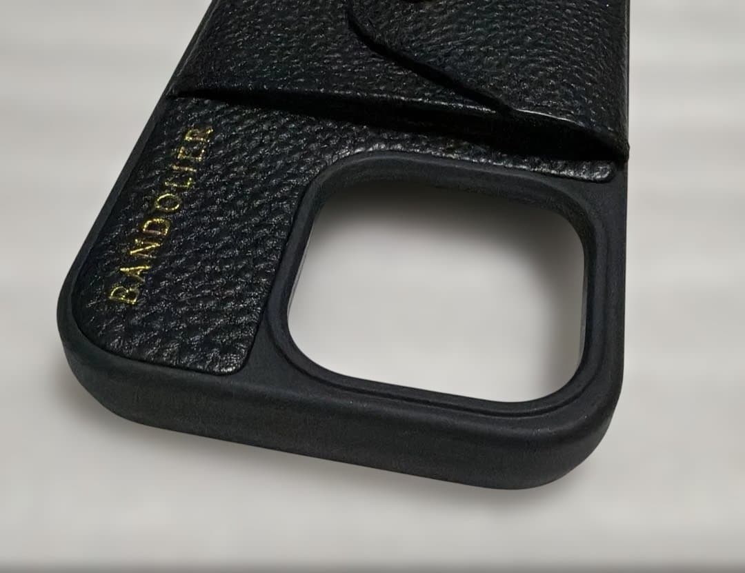 正規品バンドリヤー スマホケースストラップ iPhone15Pro ヘイリー　黒