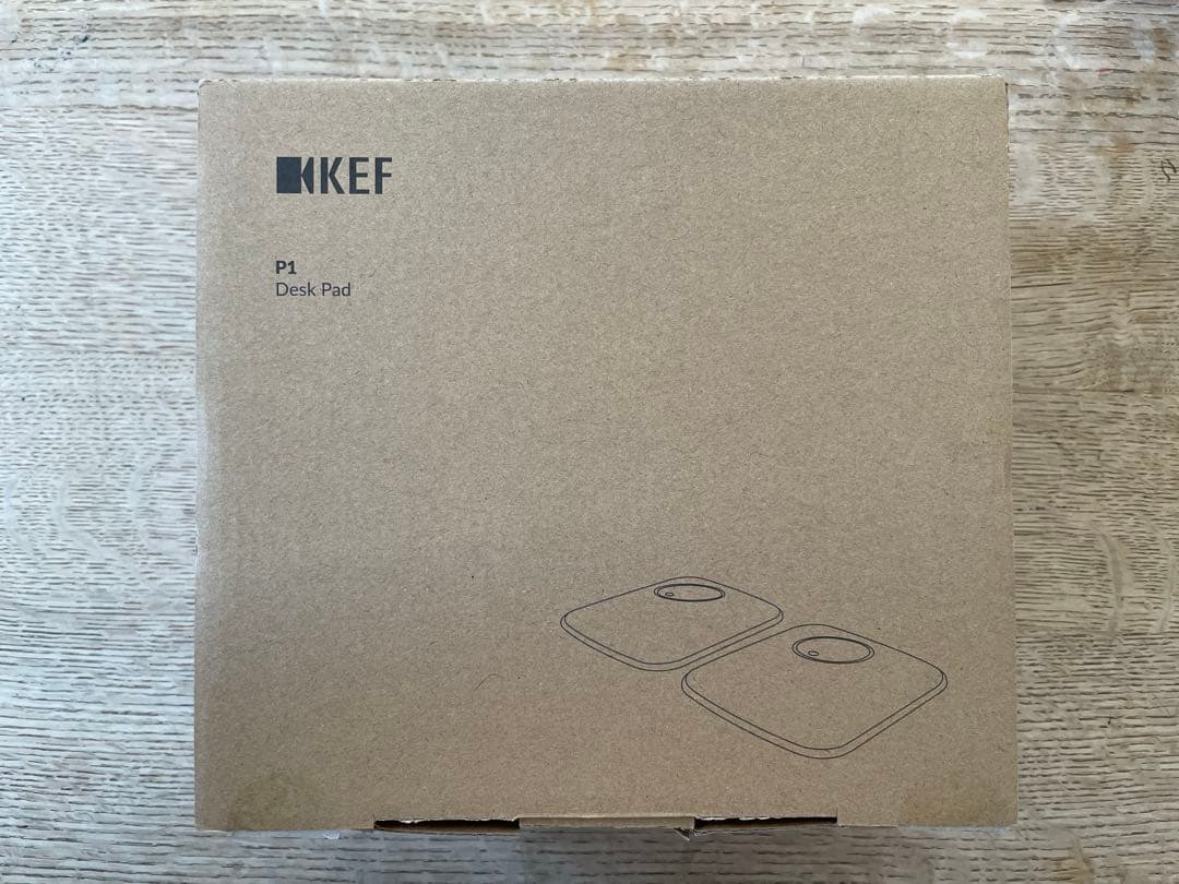 KEF P1 Desk Pad Black lsxII用