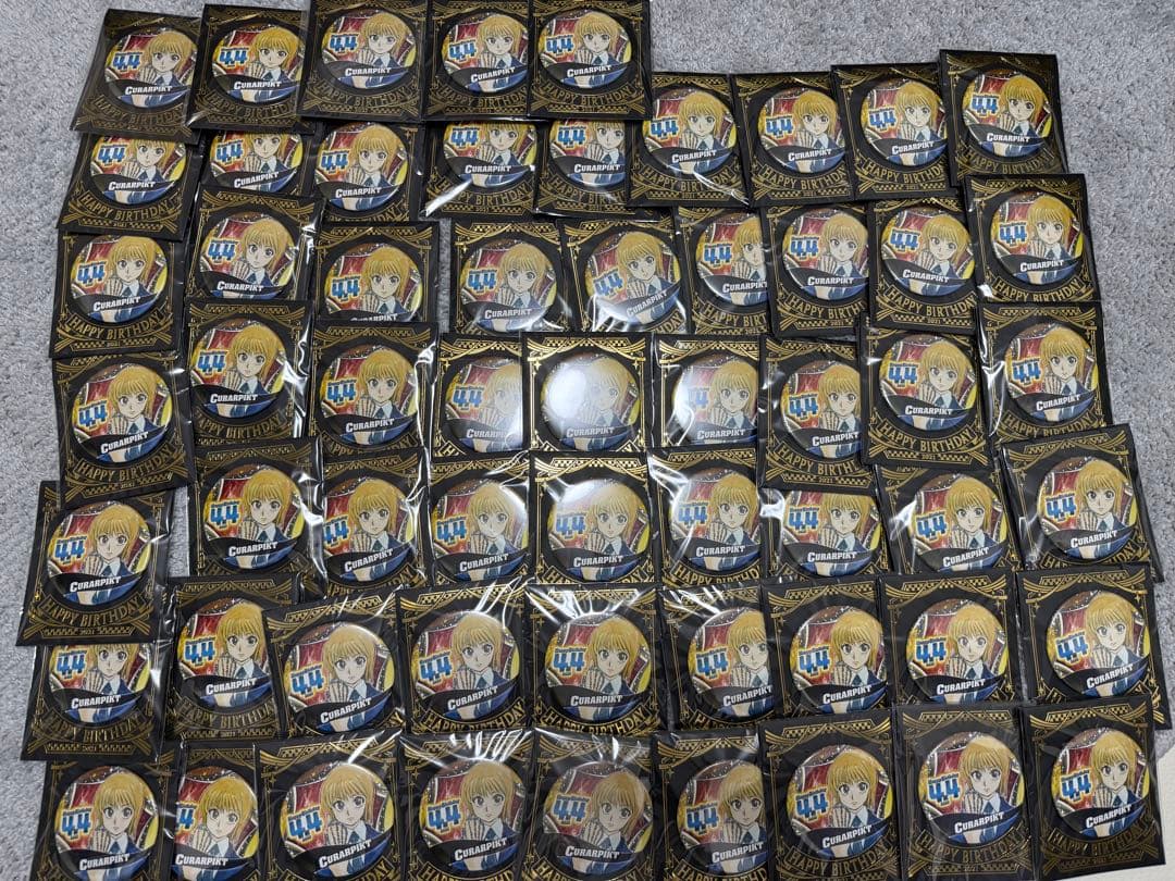 HUNTER×HUNTER バースデイ缶バッジ　クラピカ