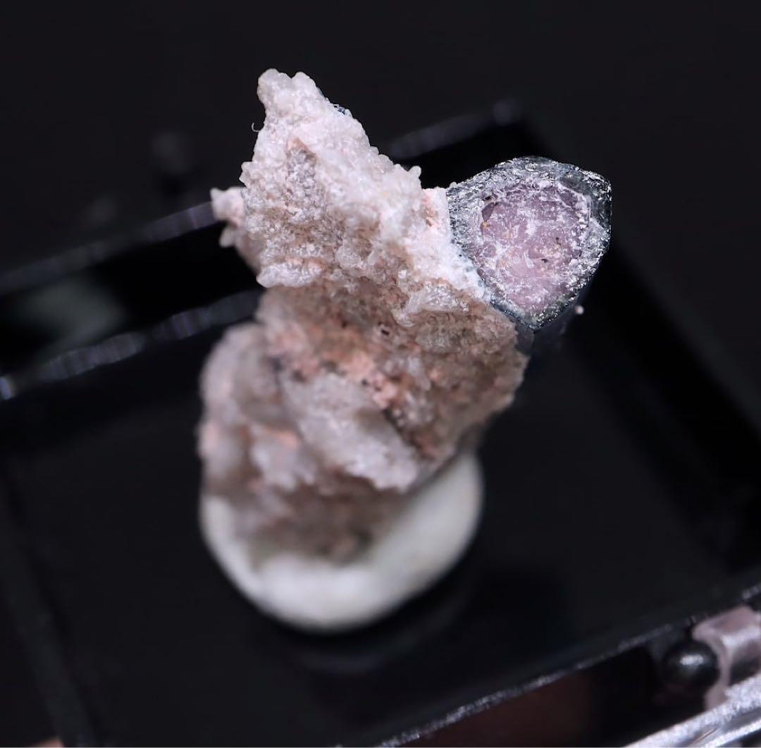 ブルー トルマリン 母岩付き 電気石 4.7g T639 鉱物　天然石　原石