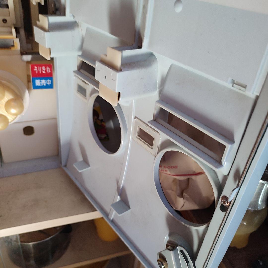 カードダス　本体