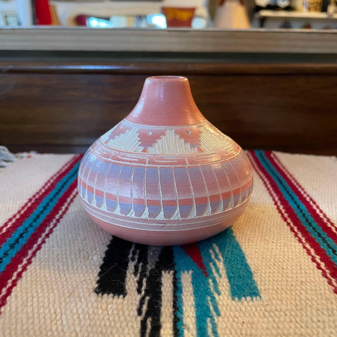 貴重！ネイティブアメリカン　Navajo壷　ナバホ族プエブロ　ヴィンテージ雑貨