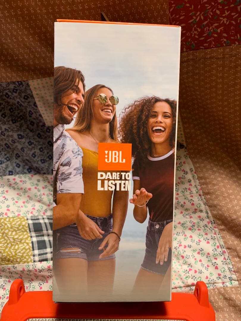 JBL FLIP7 ワイヤレススピーカー　レッドシリコンカバー付き