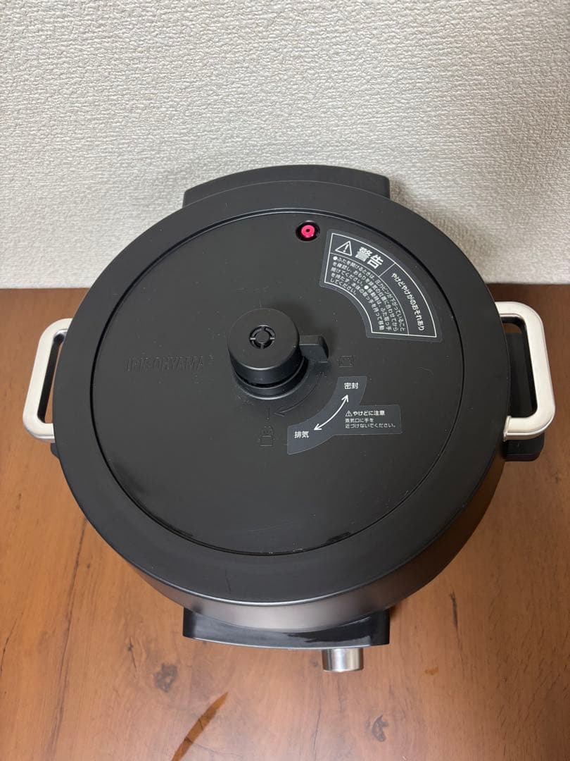 kuni/美品/アイリスオーヤマ(IRIS OHYAMA) 電気圧力鍋