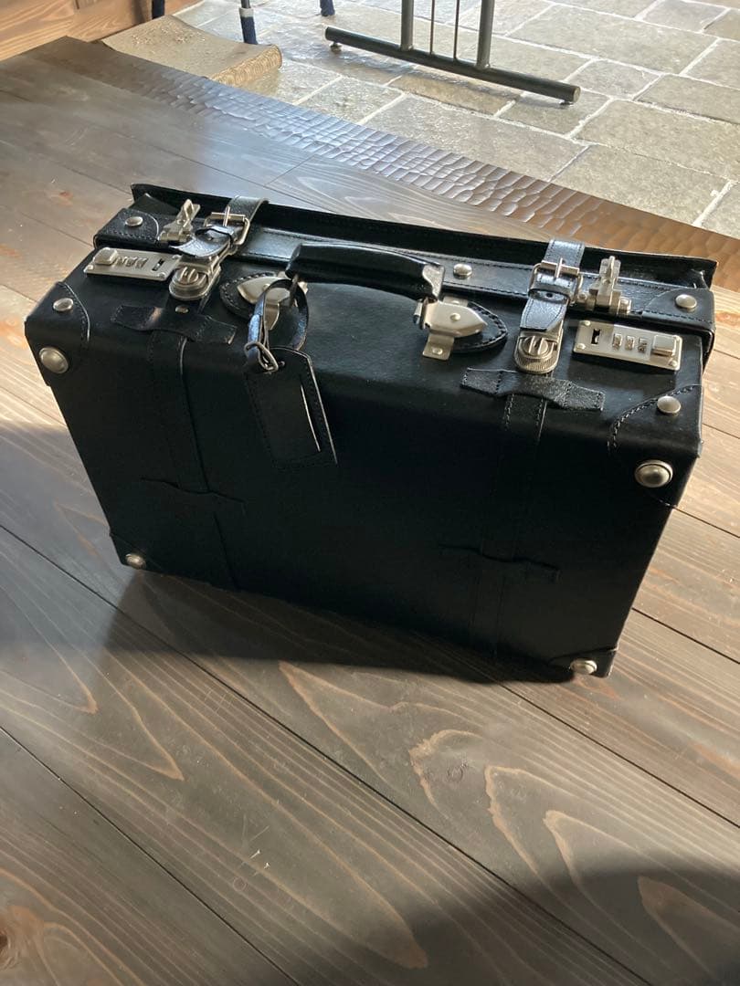 【ブラックニッカ】トランクケース　レザー