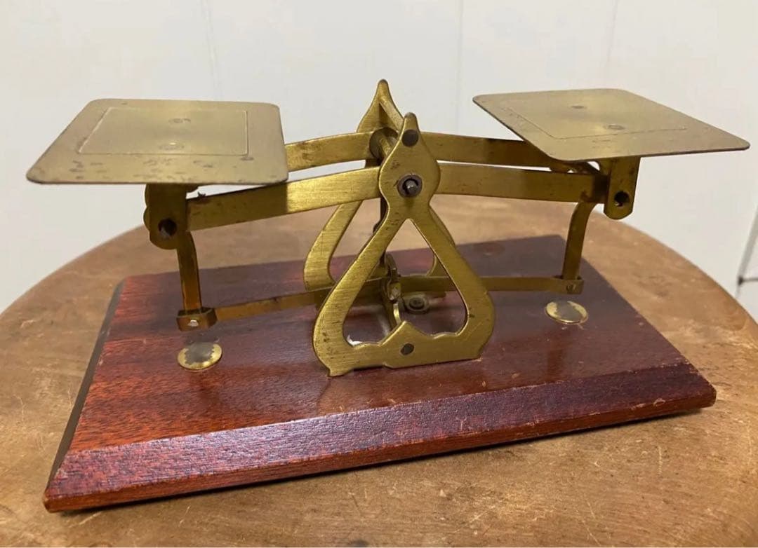 英国製　アンティーク　天秤 真鍮 木製　骨董　オブジェ