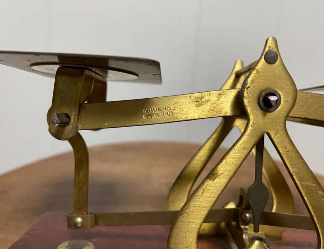 英国製　アンティーク　天秤 真鍮 木製　骨董　オブジェ