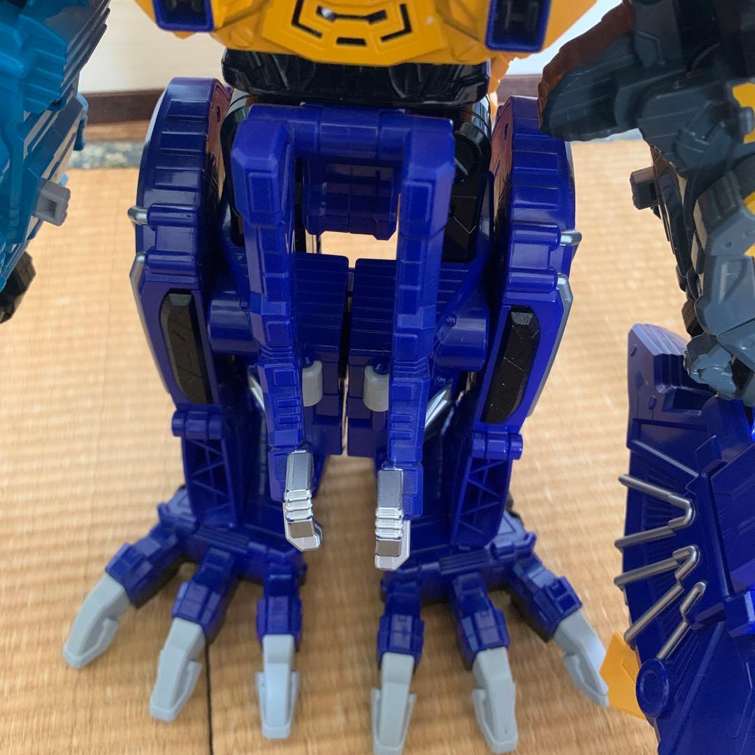 DX獣電竜トバスピノ　アンキドン　ブンパッキー　スピノダイオー　セット