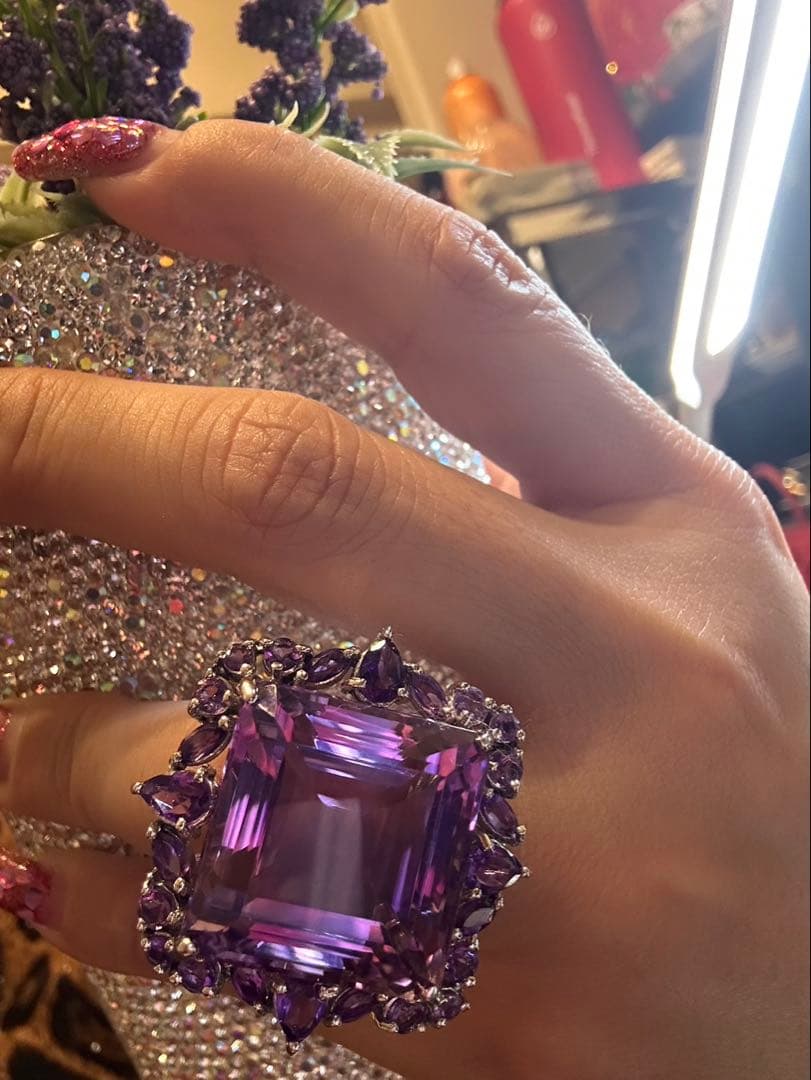 マ*ー様 天然石アメシストスクエア特大サイズ13号