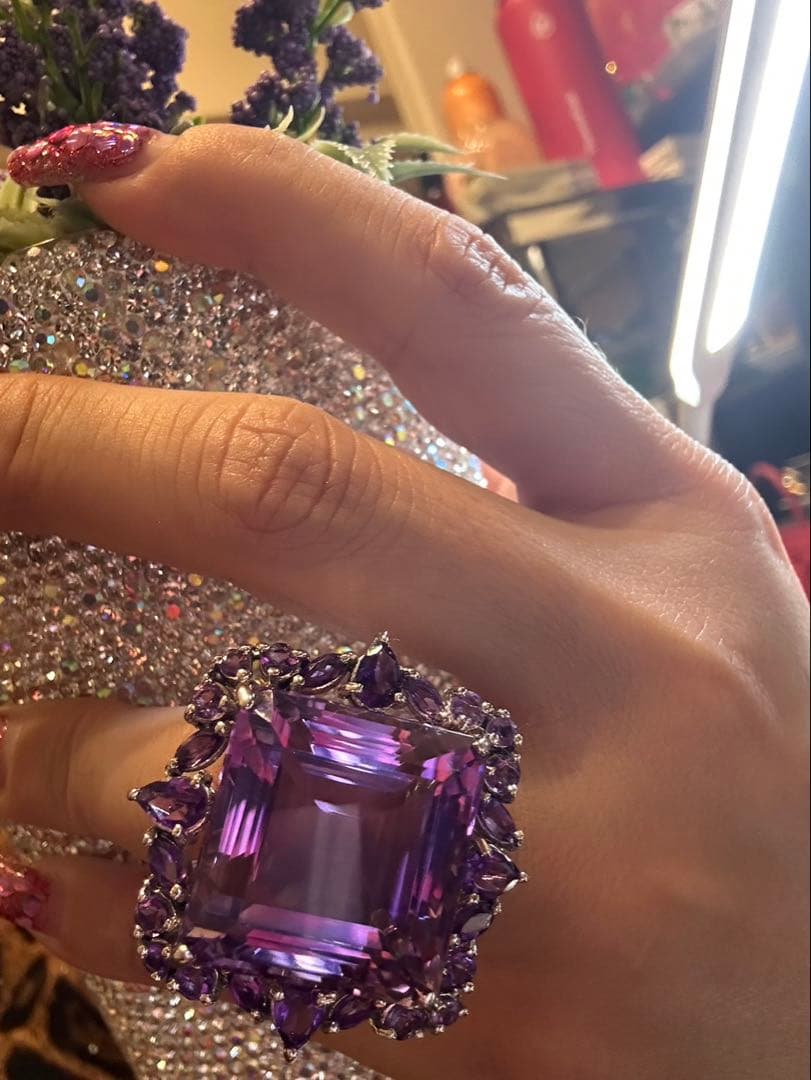 マ*ー様 天然石アメシストスクエア特大サイズ13号