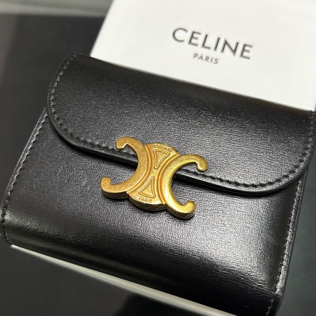 【美品】CELINE セリーヌ　スモール フラップウォレット トリオンフ