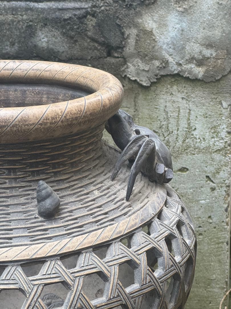 ‼️最後の値段‼️激安します‼️4/16①‼️唐物買取‼️名前有り‼️白泥製の透かしの花瓶‼️