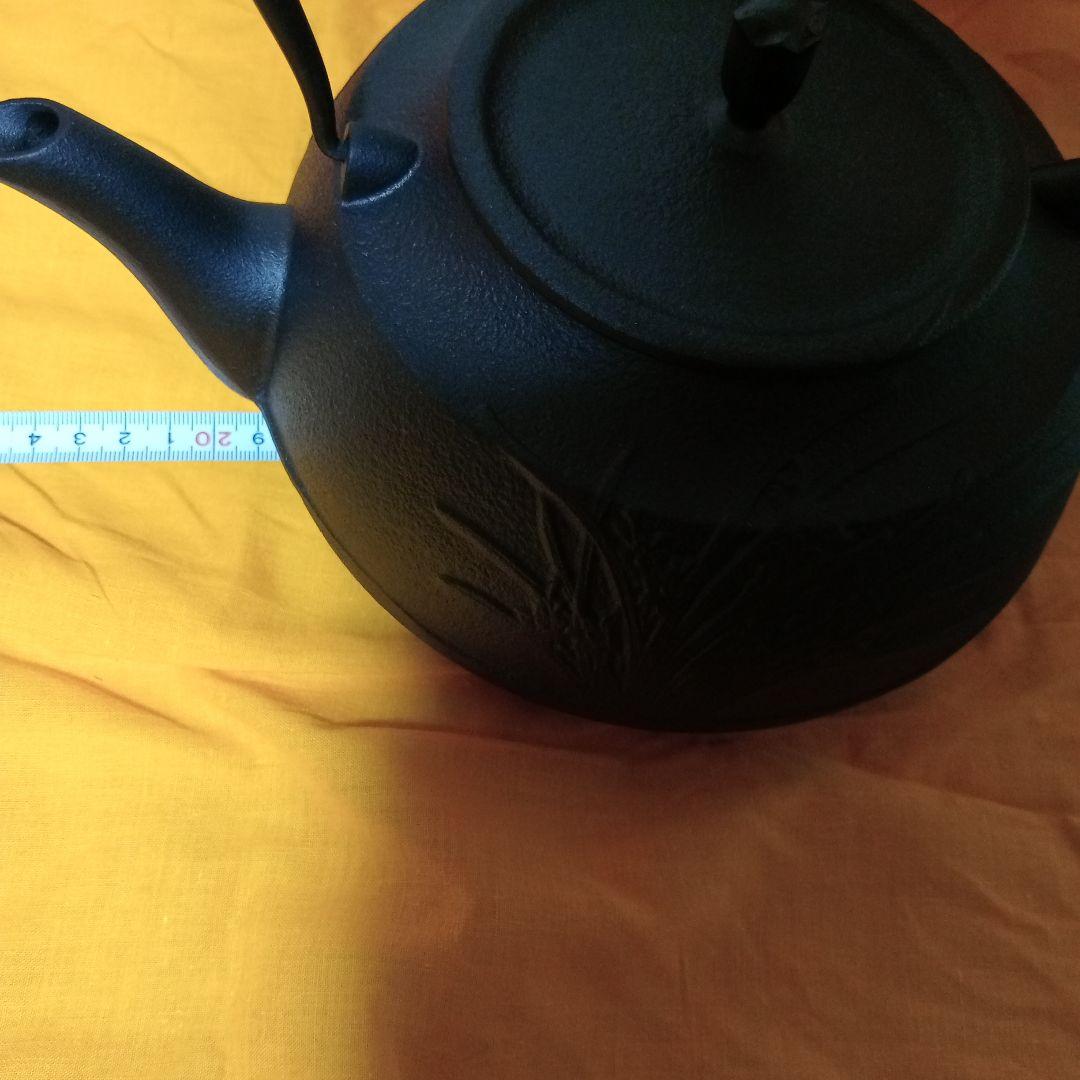 鉄瓶②　南部鉄器