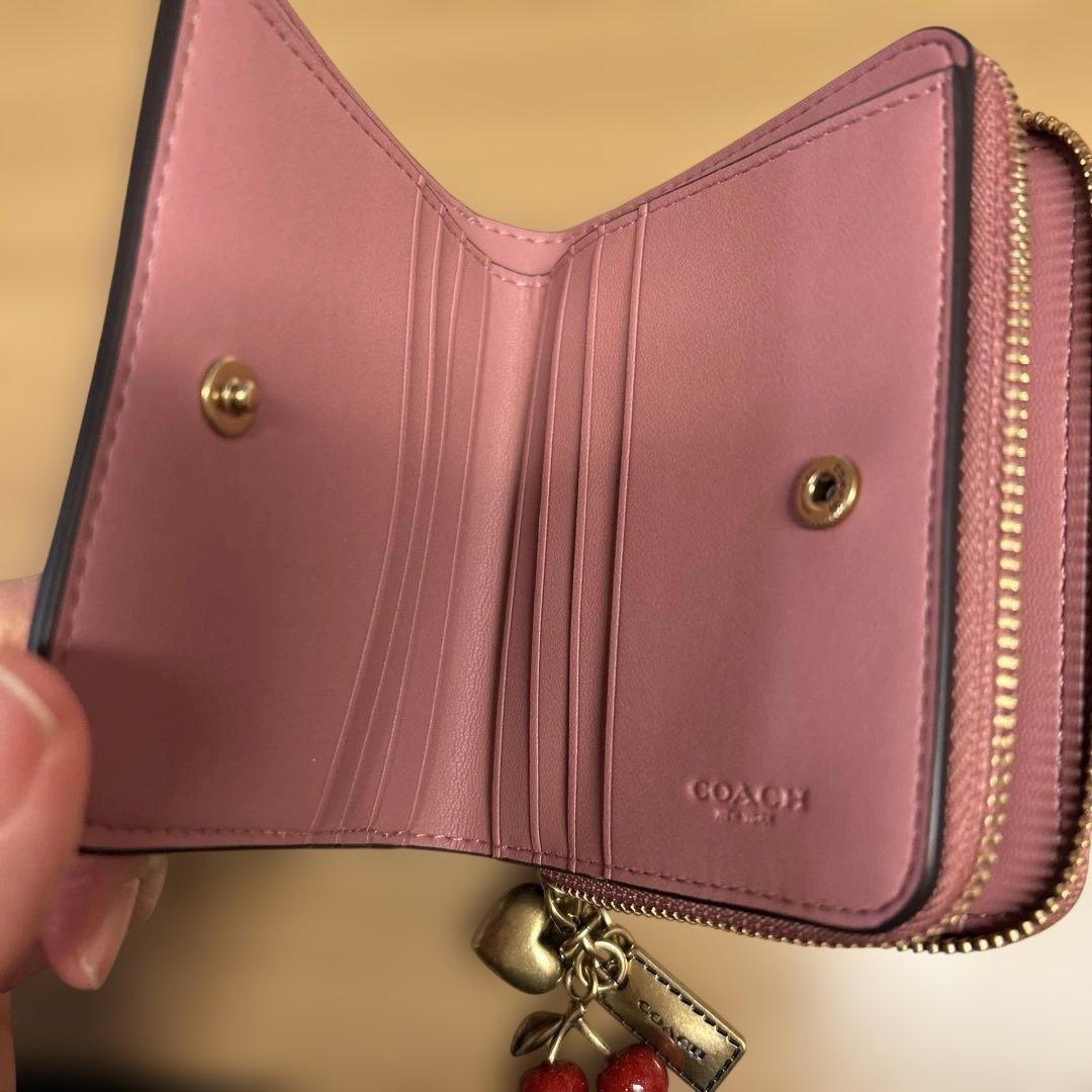 コーチ　二つ折り財布