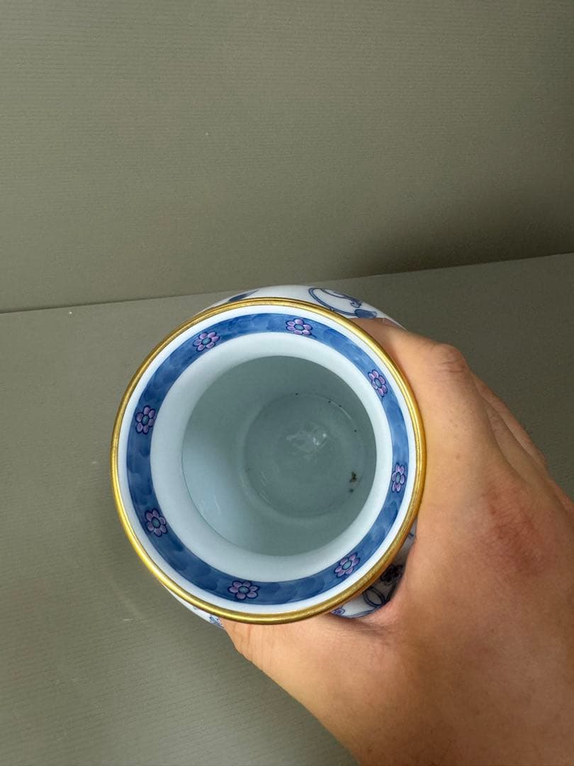 2165  大倉陶園 OKURA 花瓶 フラワーベース 金縁染付花蝶鳥文　花瓶