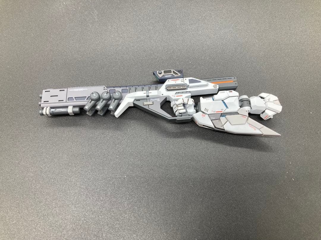 HG 1/144 クスィーガンダム 徹底改修 塗装済み完成品