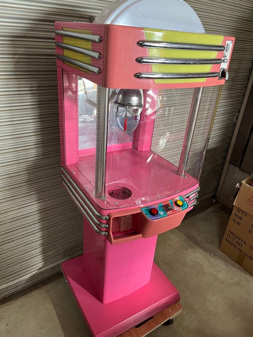 送料込み‼️SNK ネオミニ(ピンク)小型クレーンゲーム筐体