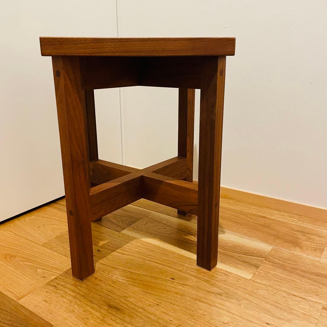 マスターウォール　トゥルム スツール　高さ約40センチ 木製