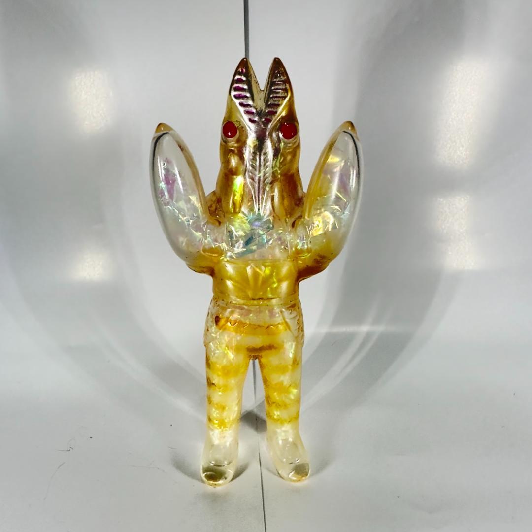 U.S.TOYS PB 2代目バルタン星人 (クリア) 墓場の画廊