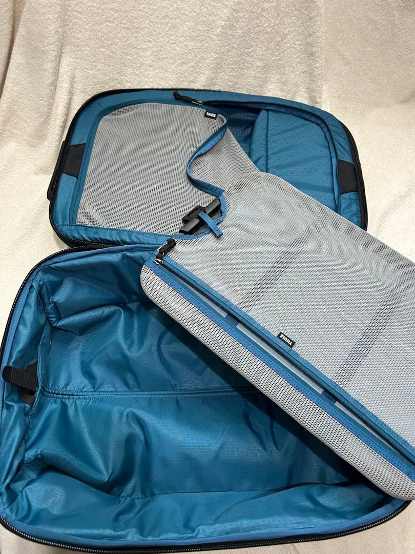 THULEスーリーThule Subterraキャリーオンラゲッジ TSR336