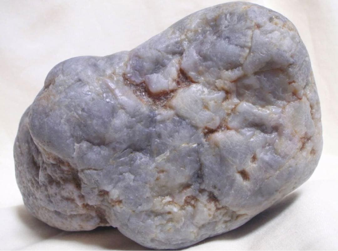 糸魚川コランダム　原石　ひすい　糸魚川翡翠　コン沢　国産鉱物　水石　根付