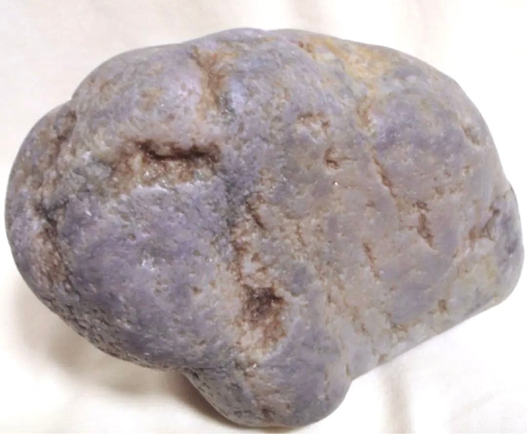 糸魚川コランダム　原石　ひすい　糸魚川翡翠　コン沢　国産鉱物　水石　根付