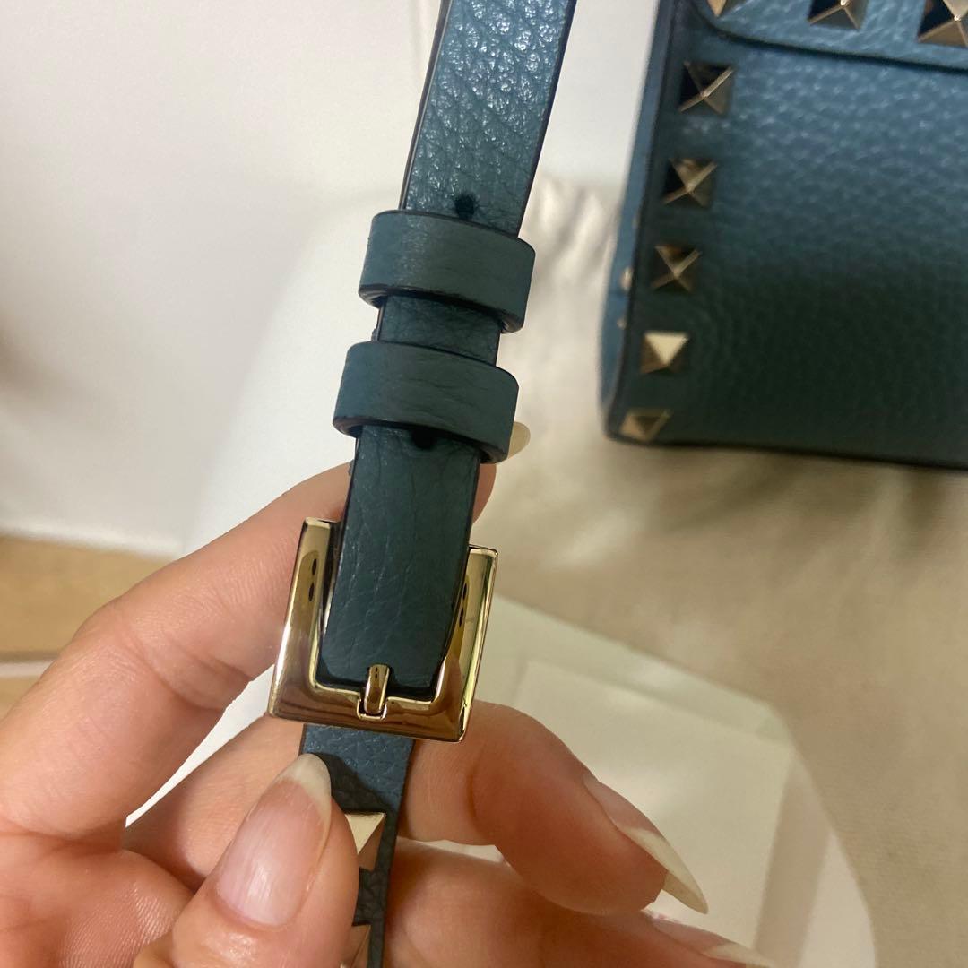 Valentino スタッズ ショルダーバッグ 青