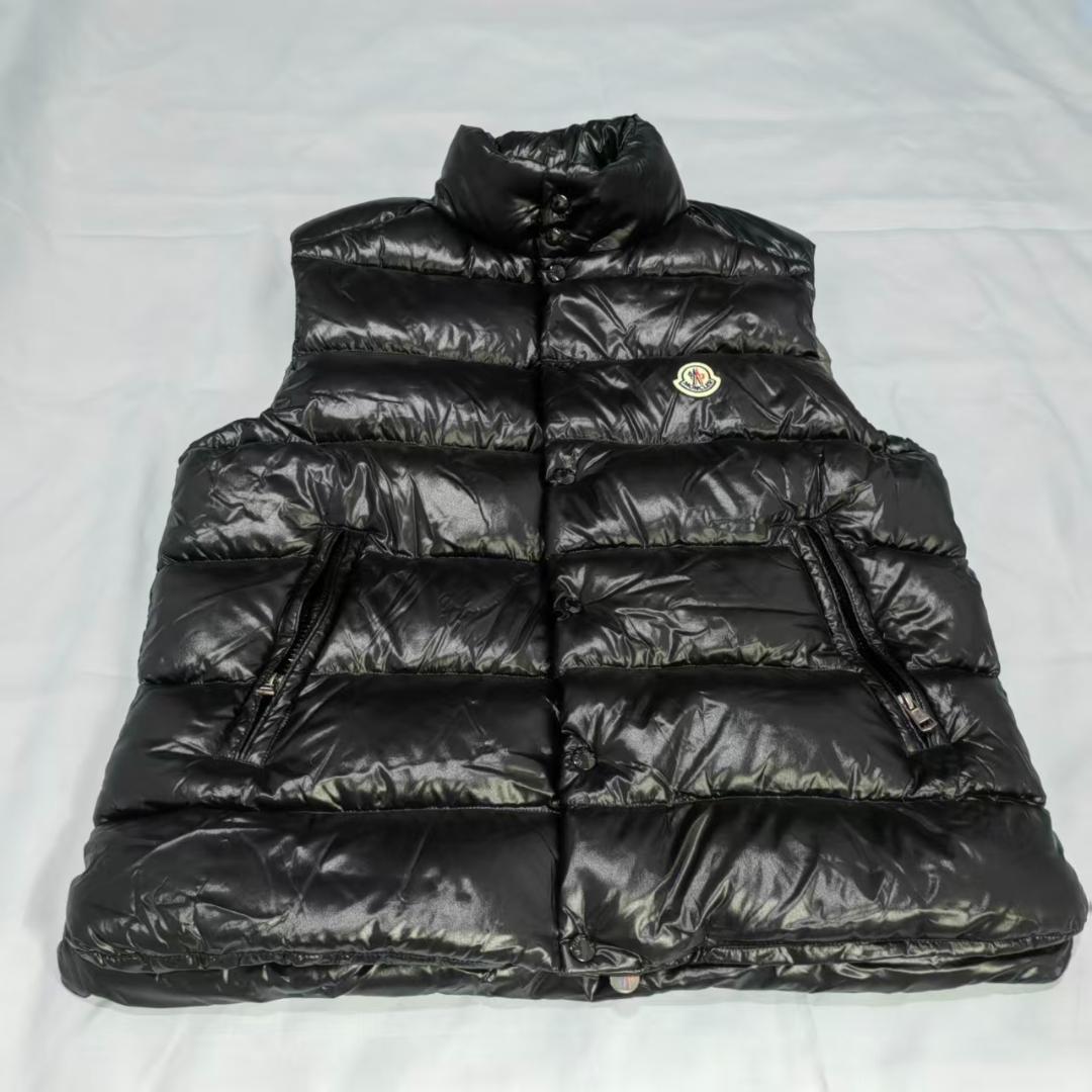 モンクレール　ダウンベスト　ワッペン　4 黒