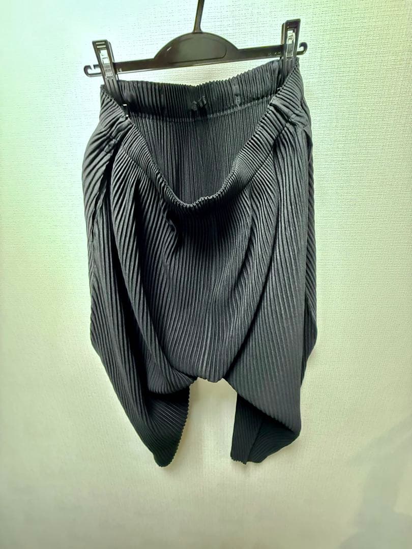 美品HOMME PLISSÉ ISSEY MIYAKE サルエルブラックサイズ3