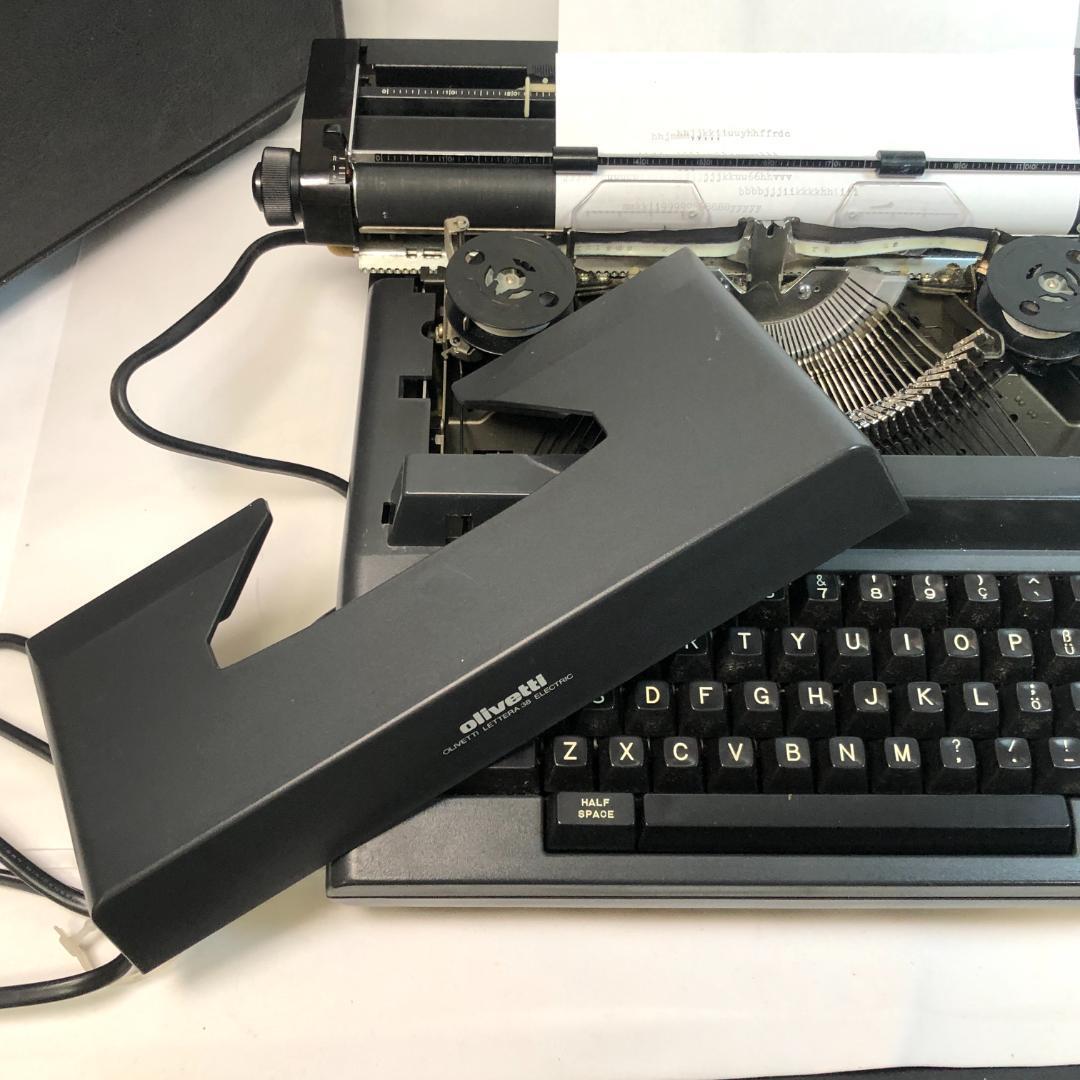タイプライター、オリベッティ LETTERA　38 電動　動作確認済　スペイン製
