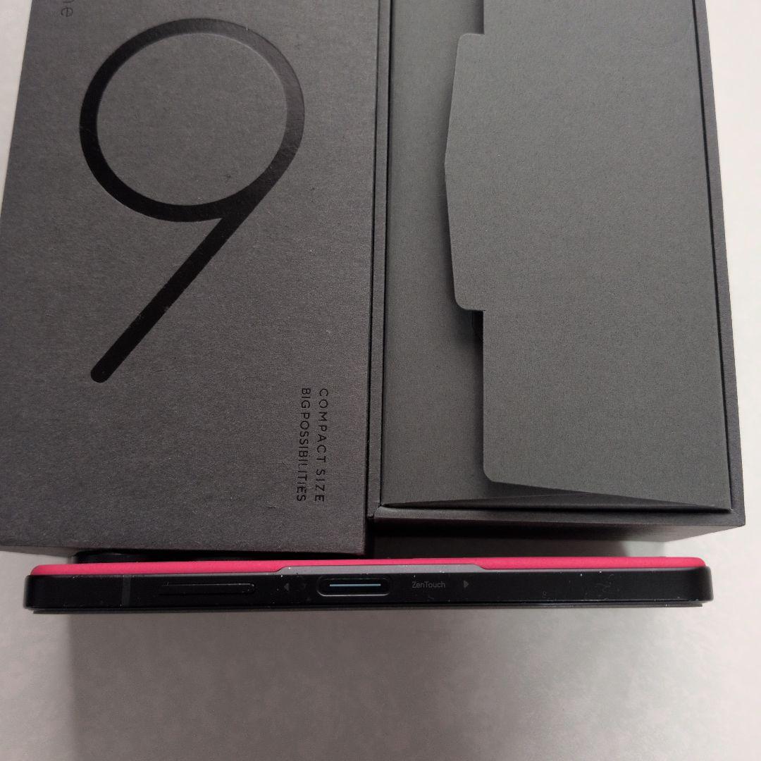 ASUS Zenfone 9 本体