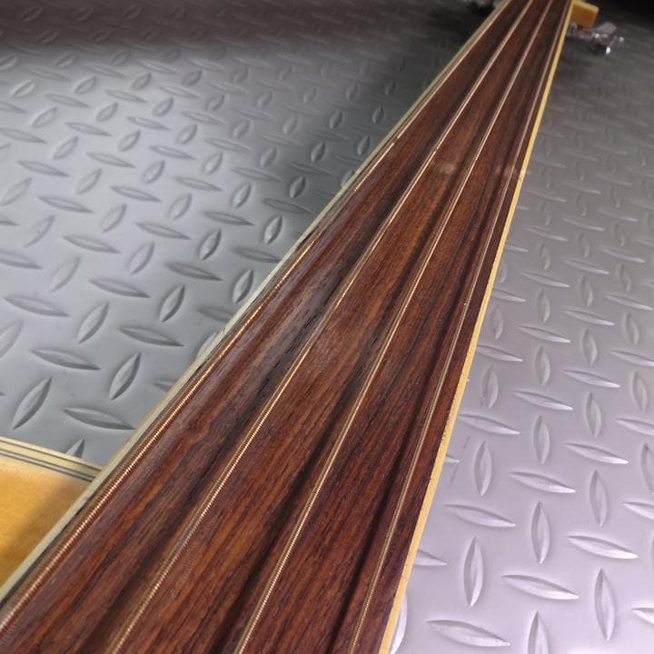 Vantage VB40CEF エレアコ アコースティック フレットレス ベース